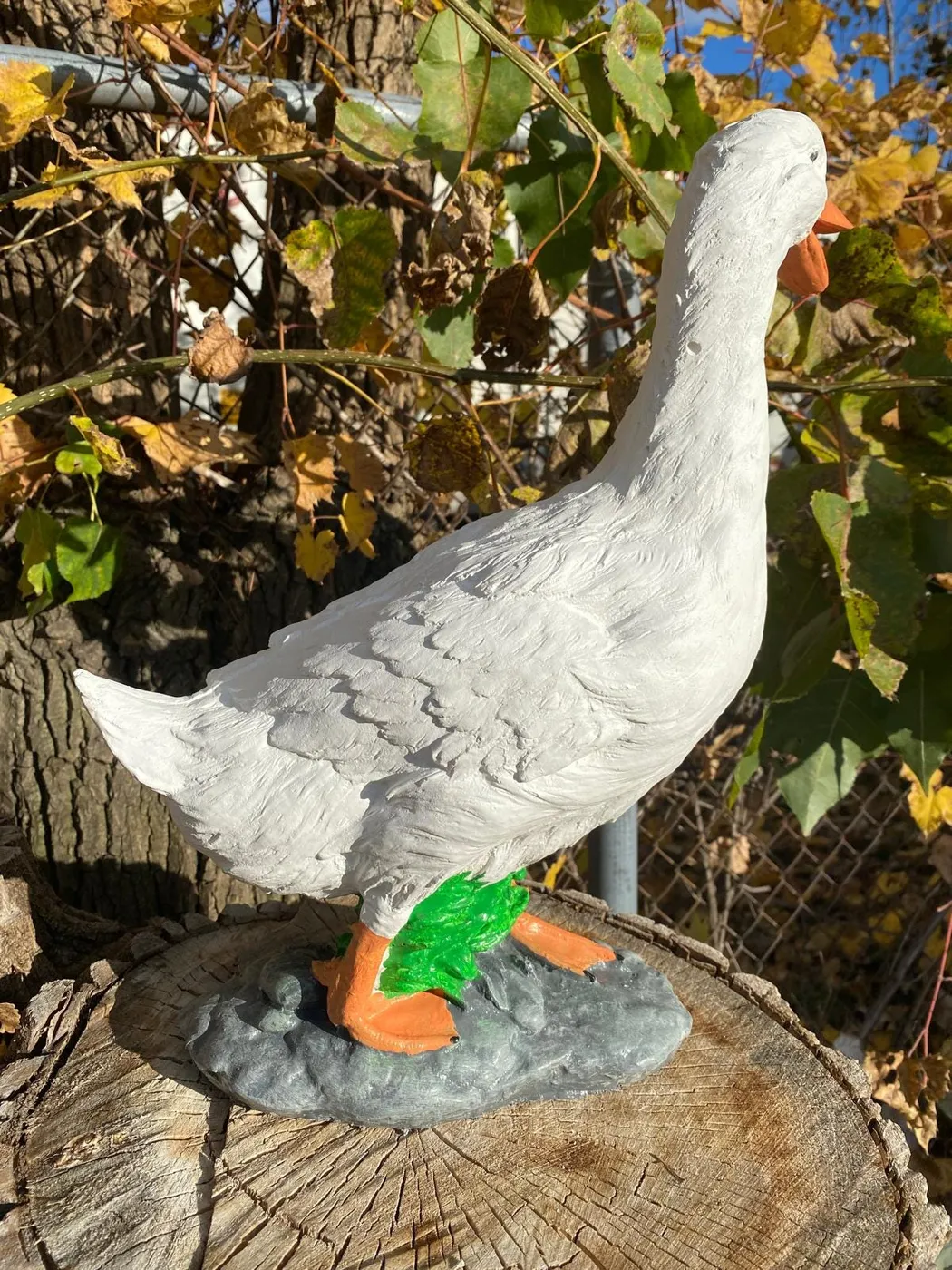 17″ Porch Goose, Solid Concrete, photo 4 of 9