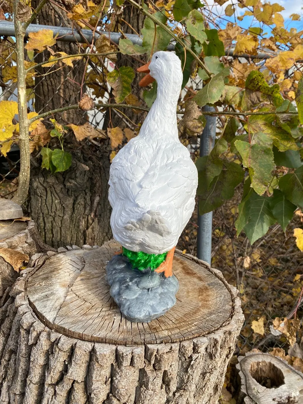17″ Porch Goose, Solid Concrete, photo 6 of 9