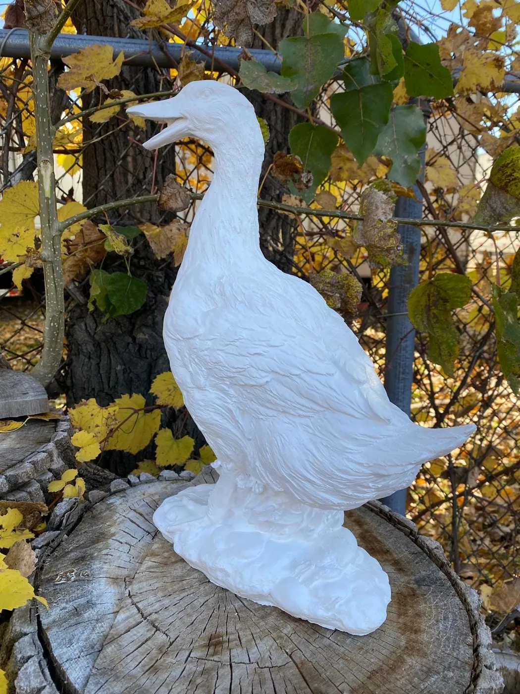 17″ Porch Goose, Solid Concrete, photo 8 of 9