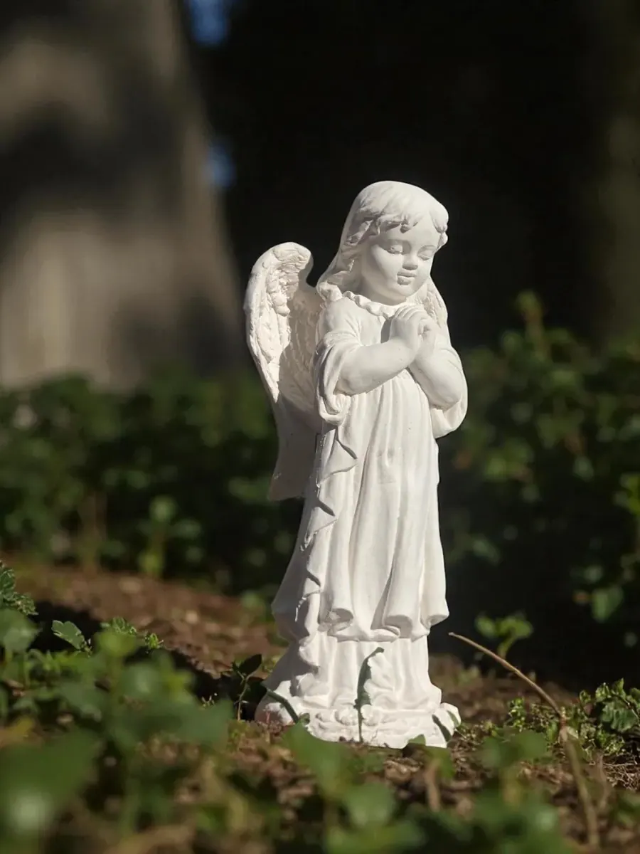 26″ Praying Angel, White-Painted Concrete, photo 2 of 6