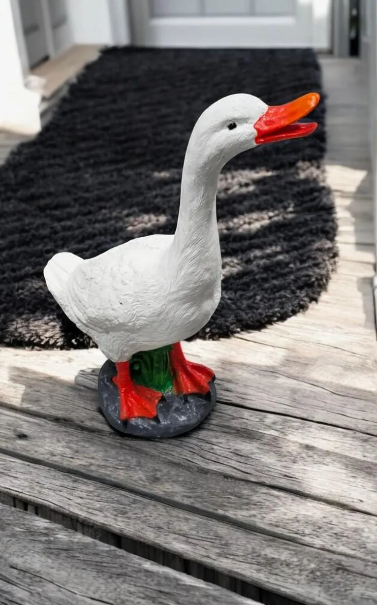 19″ Honking Porch Goose, Solid Concrete, photo 7 of 10