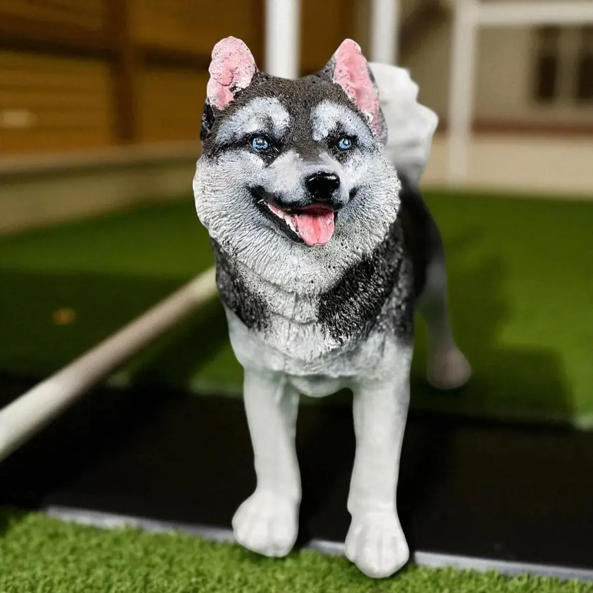 12″ Husky Puppy Memorial, Hand-Painted Concrete, photo 7 of 9