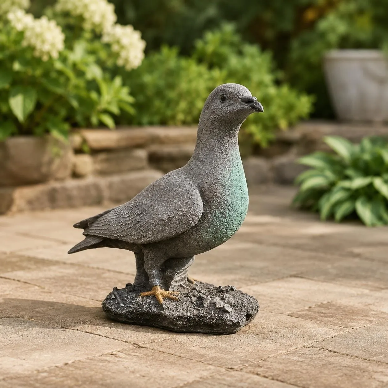 Pigeon Statue, Solid Concrete, photo 3 of 4