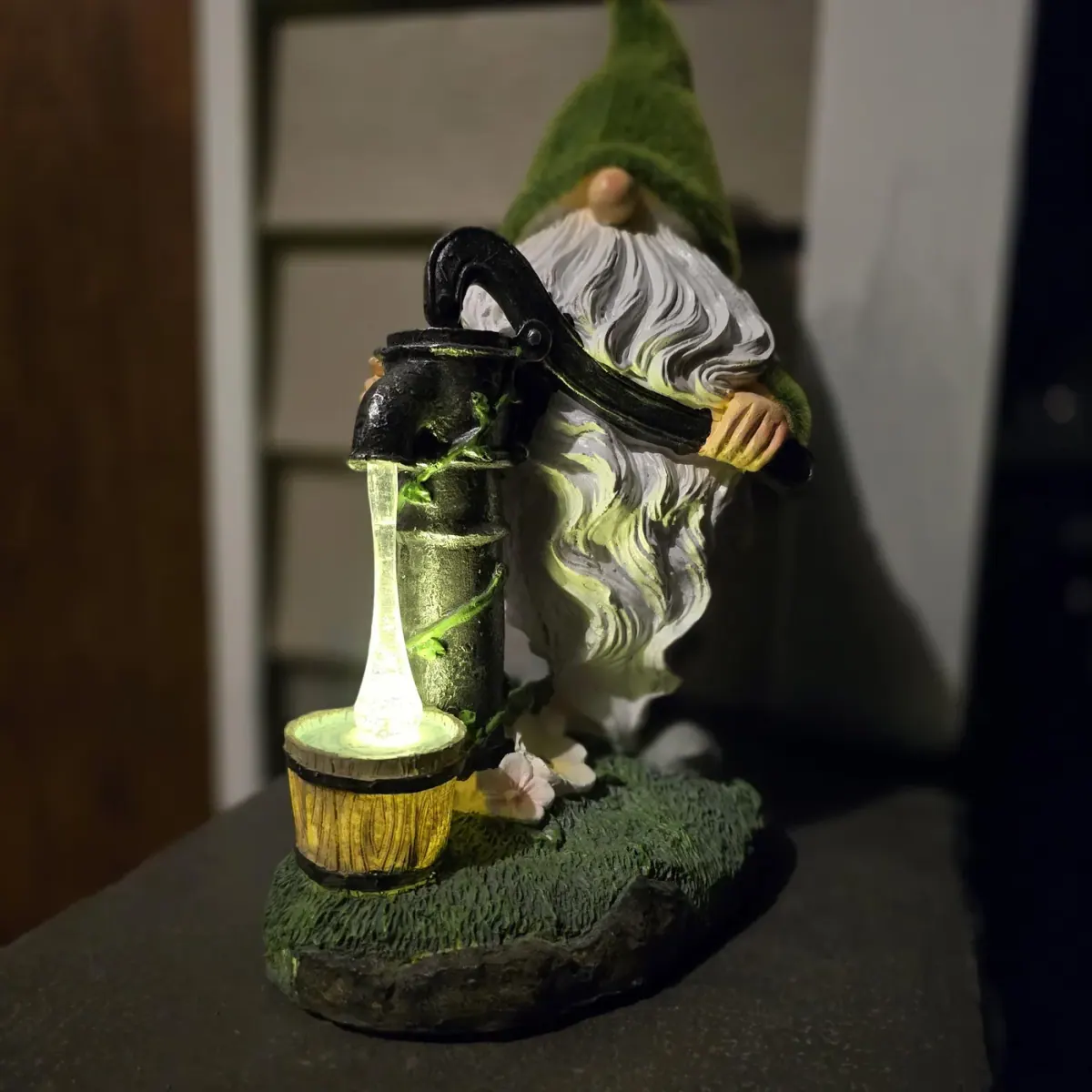Solar Water-Pump Gnome, Cast Resin, photo 2 of 8