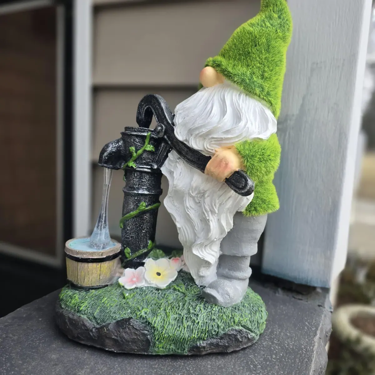 Solar Water-Pump Gnome, Cast Resin, photo 3 of 8