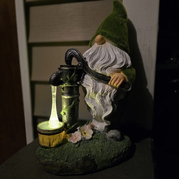 Untitled design Solar gnome Pumping Water