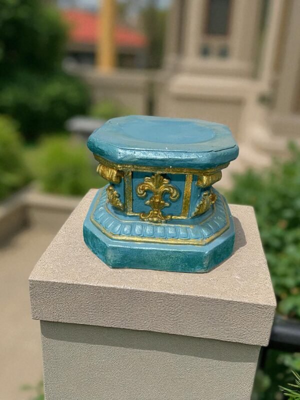10" HEAVY  Solid Concrete Antique Greek Style Heavy-duty indoor/outdoor Pedestal , Outdoor Garden Decor, Outdoor Concrete statues,